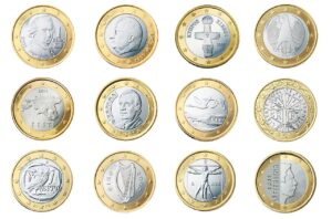 Lire la suite à propos de l’article Quelle est la fortune de Sophia Chikirou?